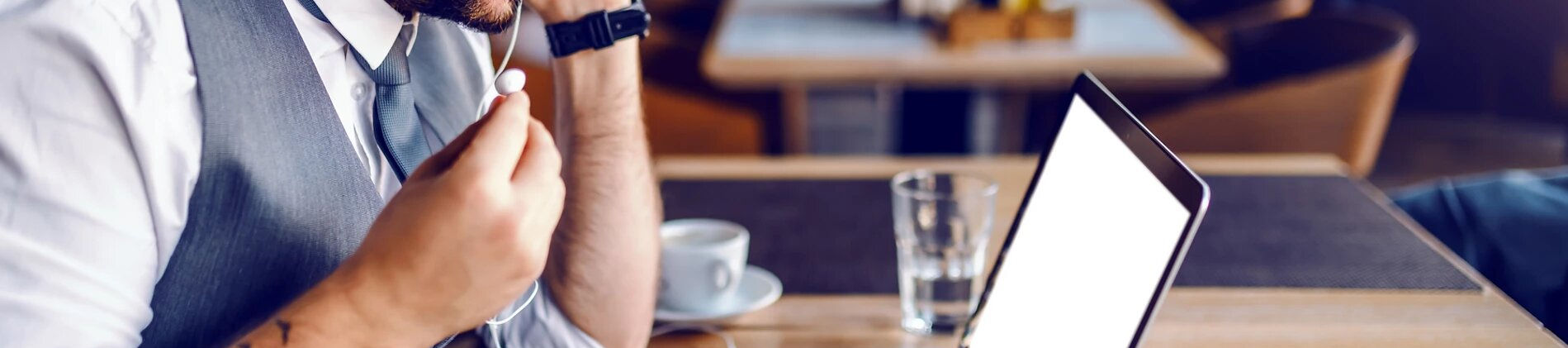 b5b28f_30917fdd9a2a48d2bdcc82bbfd543877_mv2 (1).jpg